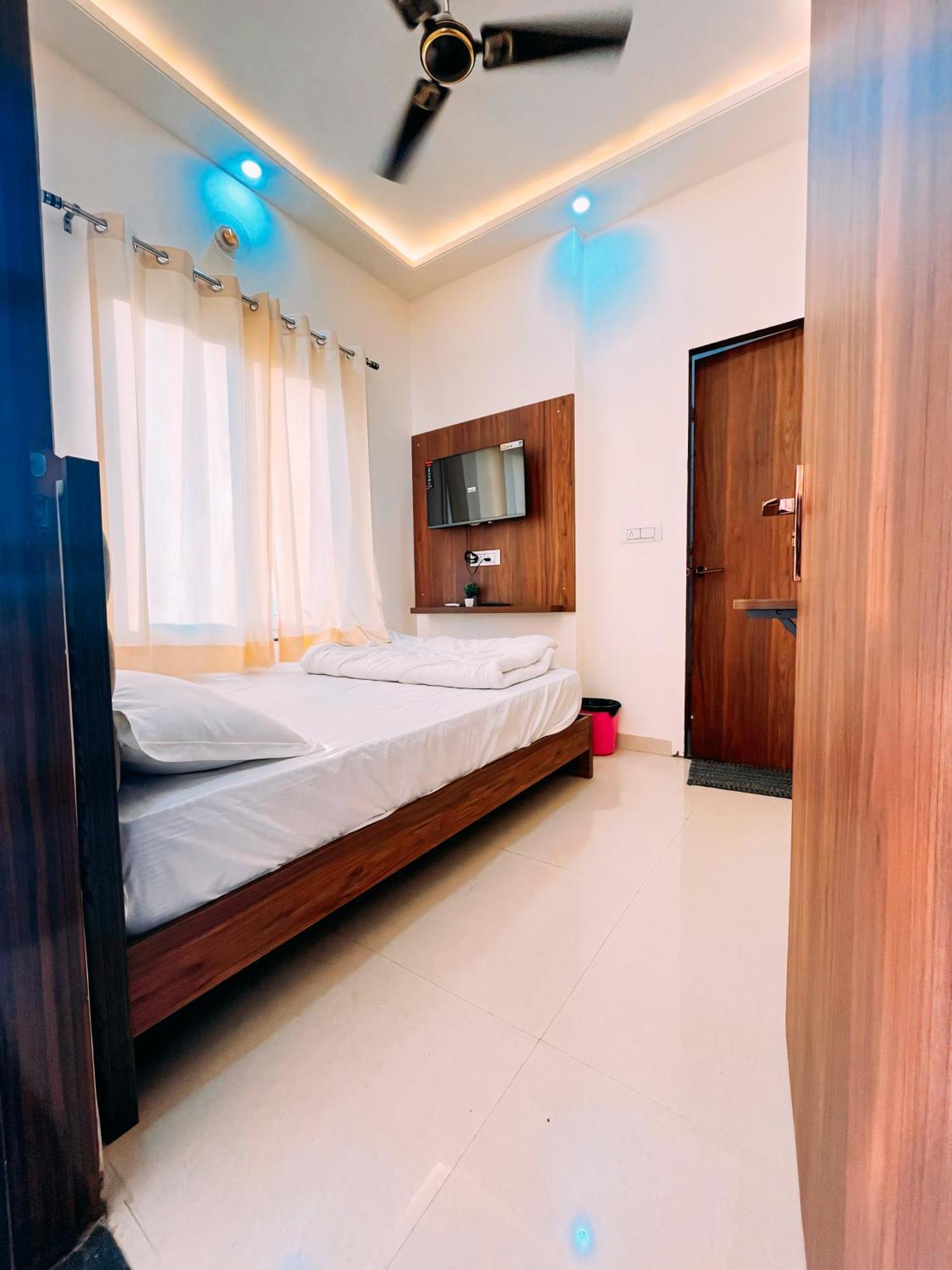 Hotel Pooja Divisione di Jaipur Esterno foto